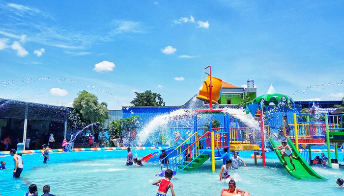 Unleash Adventure at Yas Waterworld Yas Island and Book Your Ticket Now